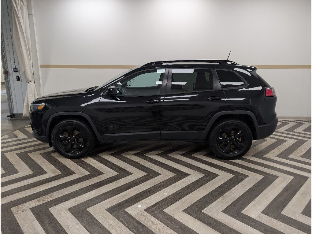 2019 Jeep Cherokee Altitude Gasoline