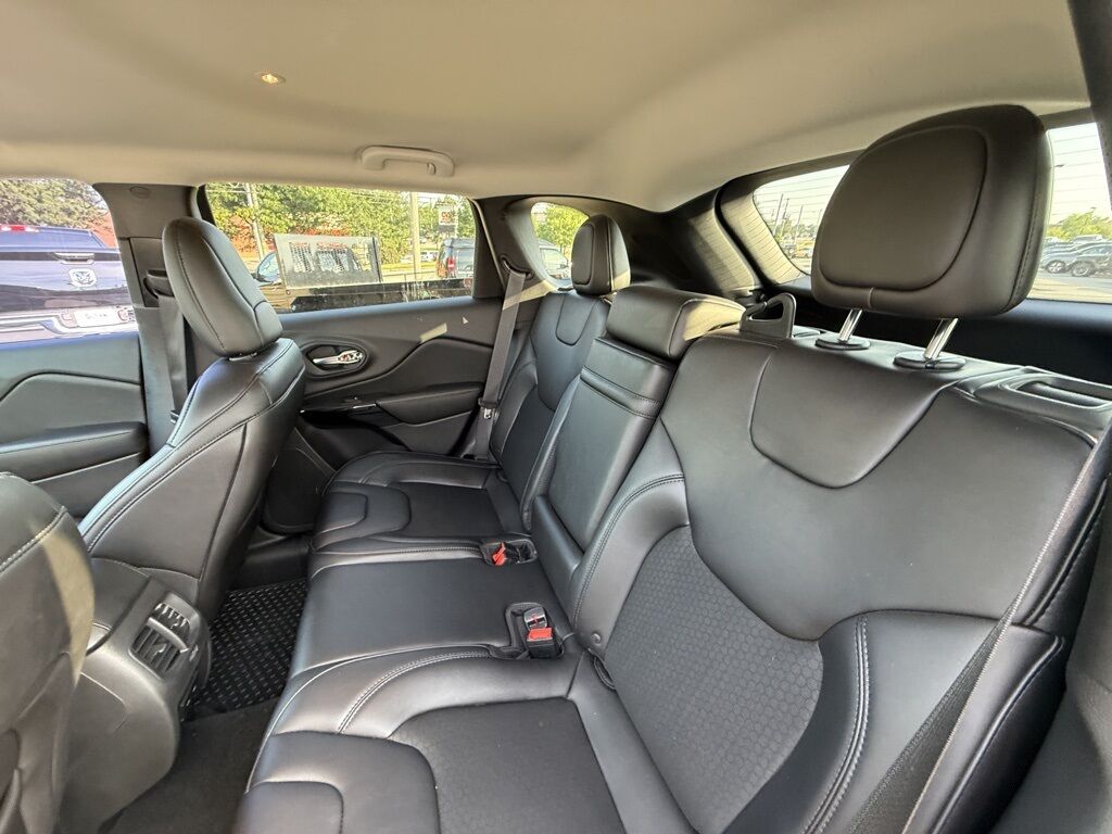 2019 Jeep Cherokee Altitude Crestwood KY