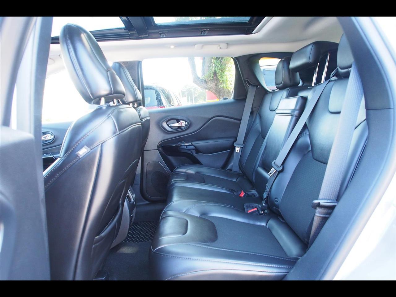 2019 Jeep Cherokee Altitude