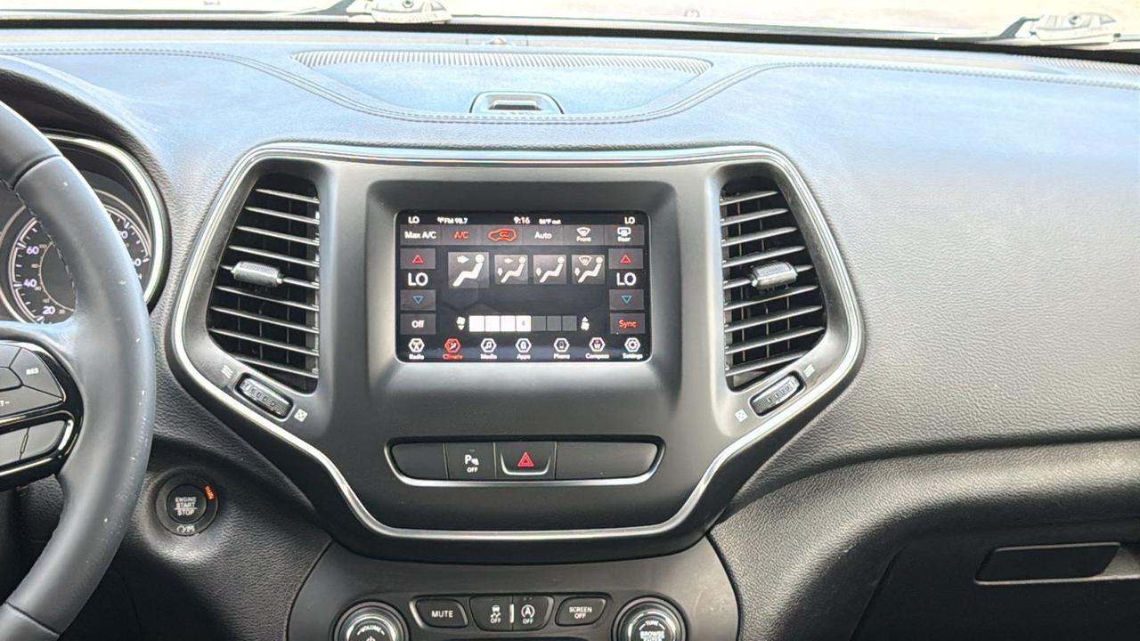 2019 Jeep Cherokee Altitude San Antonio TX