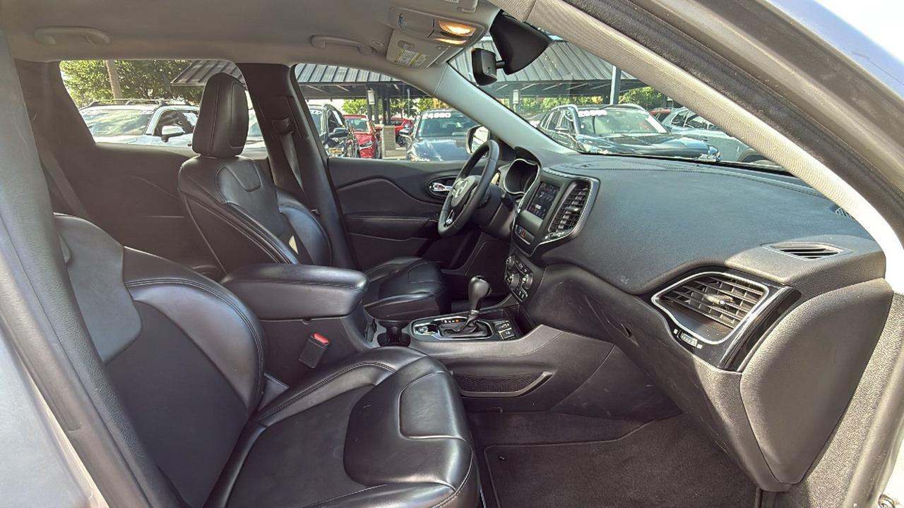 2019 Jeep Cherokee Altitude San Antonio TX