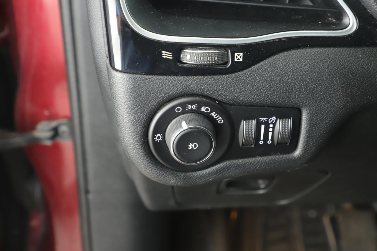 2019 Jeep Cherokee Altitude New Braunfels TX