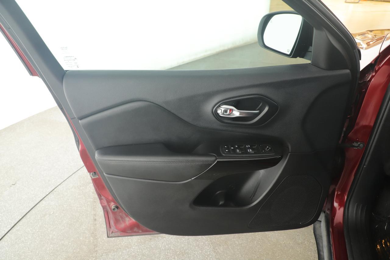 2019 Jeep Cherokee Altitude New Braunfels TX