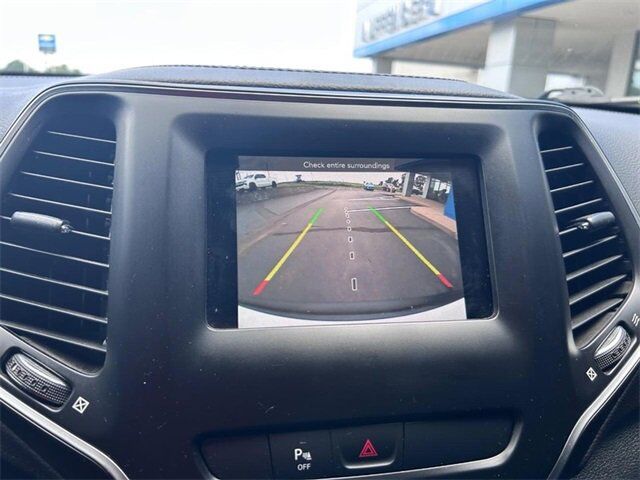 2019 Jeep Cherokee Altitude Farmington MO