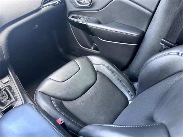 2019 Jeep Cherokee Altitude Farmington MO