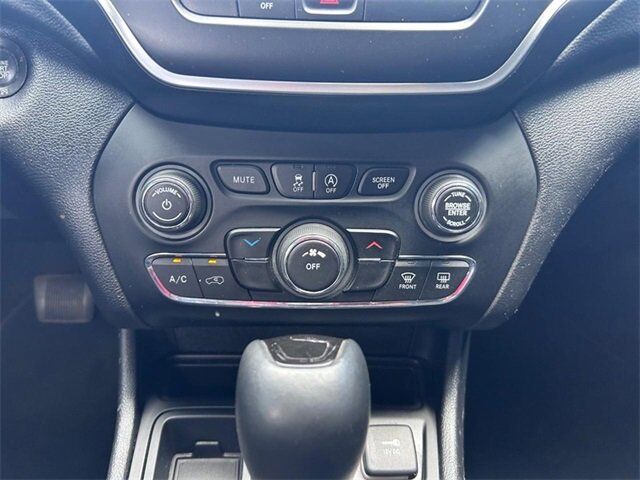 2019 Jeep Cherokee Altitude Farmington MO