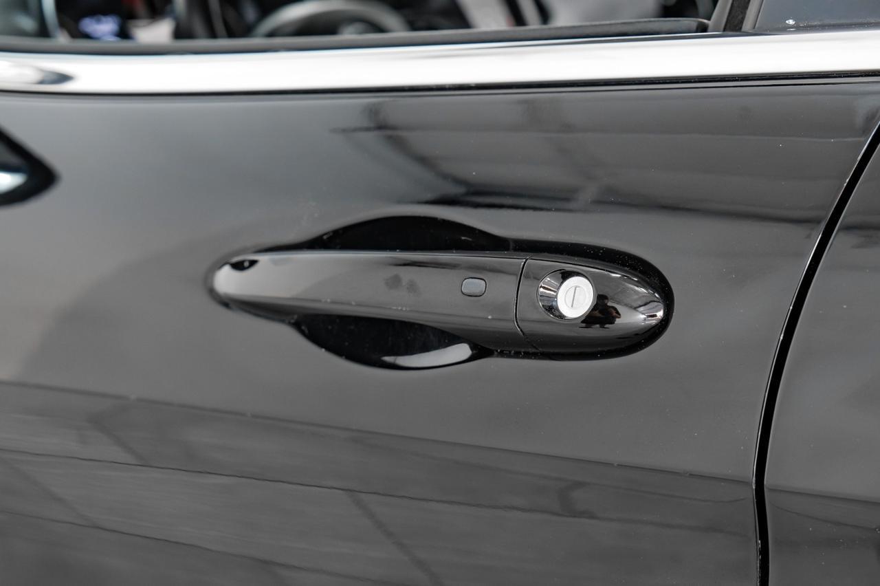 2019 Jeep Cherokee LATITUDE PLUS BLIND SPOT ASSIST REAR CAMERA KEYLESS STRAT BLUETOOTH POWER DRIVER SEAT Carrollton TX