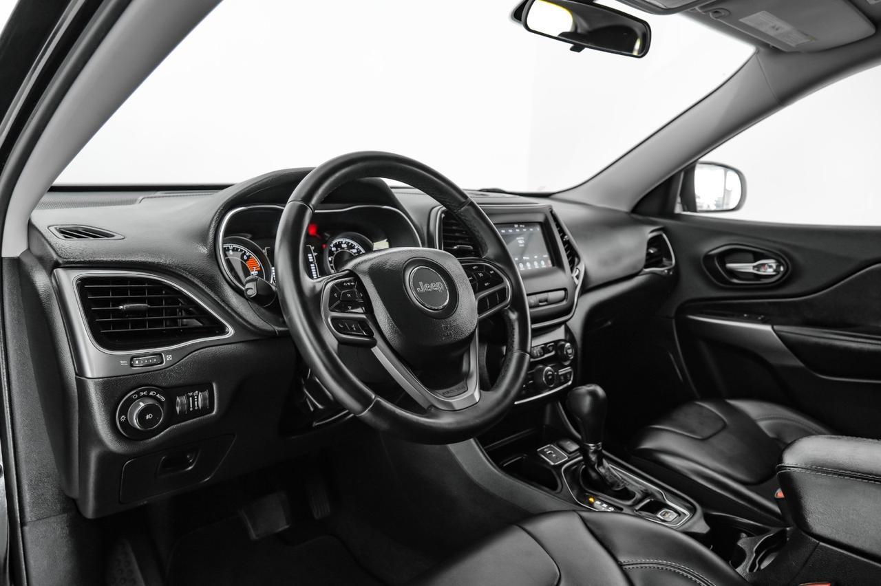 2019 Jeep Cherokee LATITUDE PLUS BLIND SPOT ASSIST REAR CAMERA KEYLESS STRAT BLUETOOTH POWER DRIVER SEAT Carrollton TX