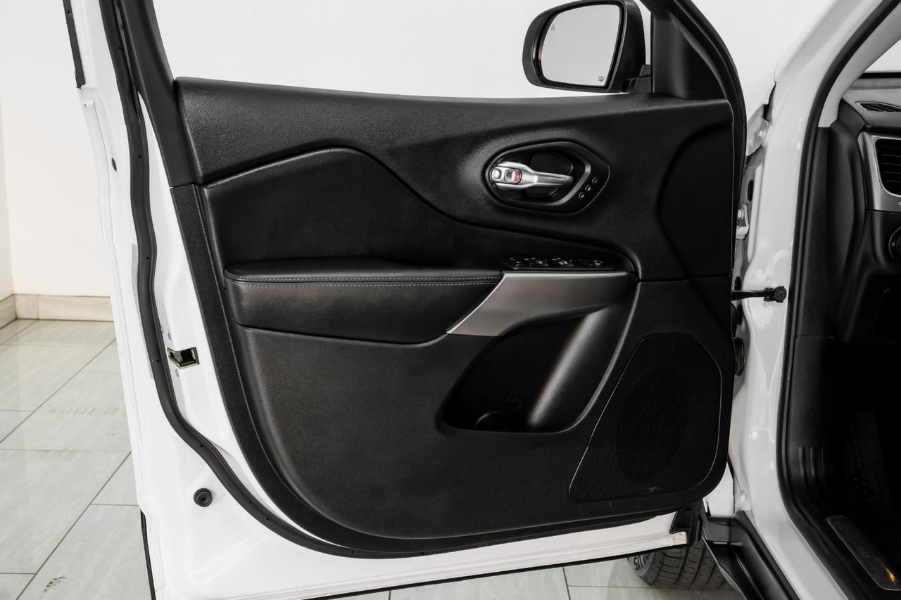 2019 Jeep Cherokee LIMITED 4WD BLIND SPOT LEATHER HEATED SEATS REAR CAMERA KEYLESS STRAT POWER LIFTGATE Carrollton TX