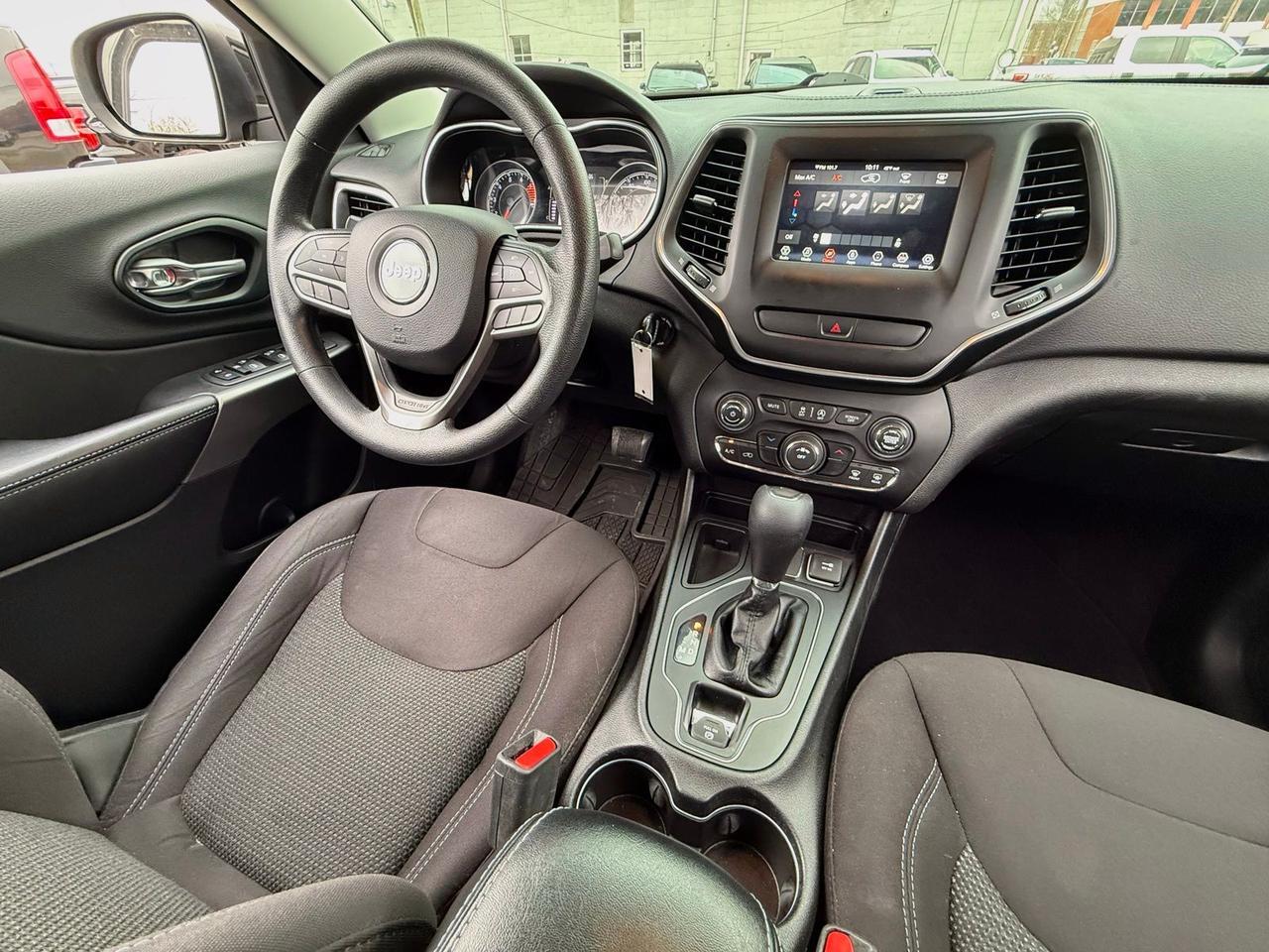 2019 Jeep Cherokee Latitude