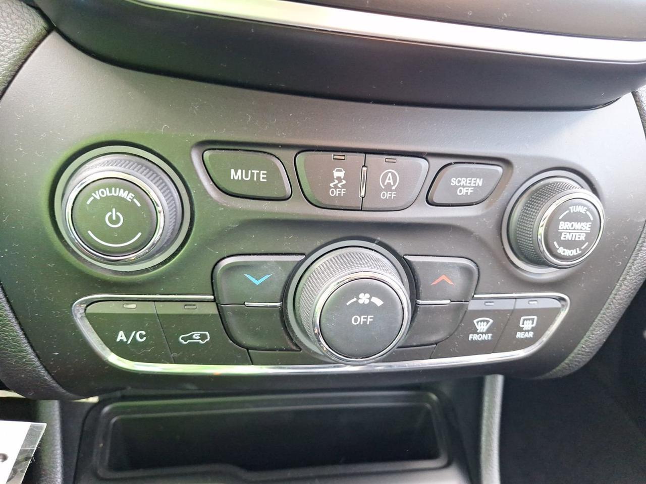 2019 Jeep Cherokee Latitude Hurst TX