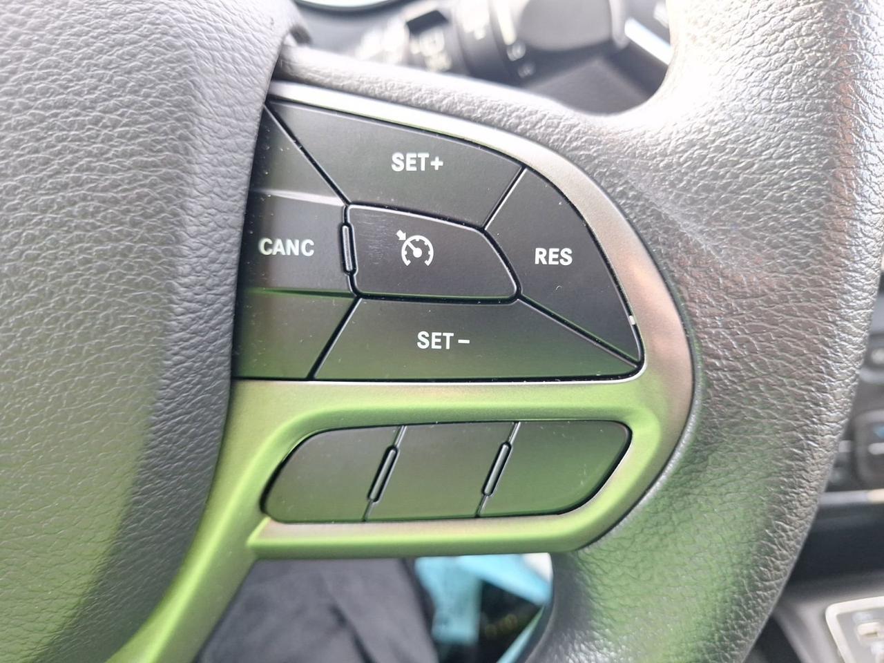 2019 Jeep Cherokee Latitude Hurst TX