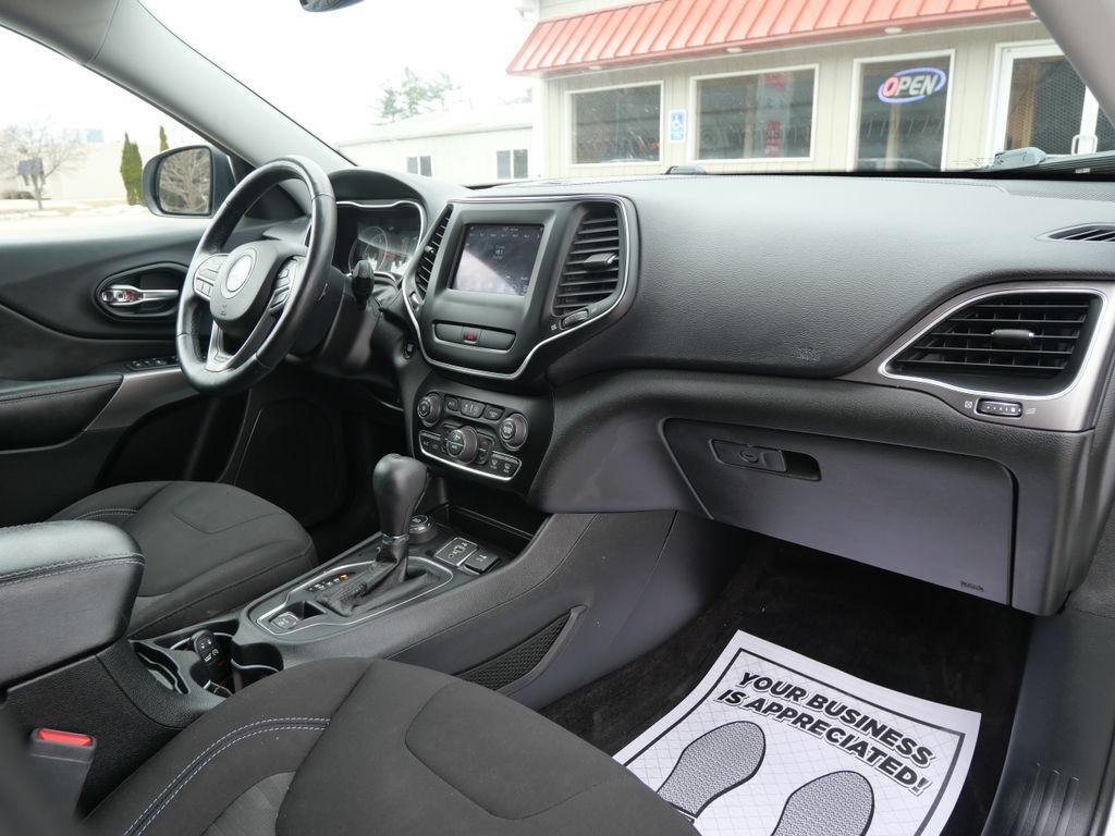 2019 Jeep Cherokee Latitude Mt Pleasant MI