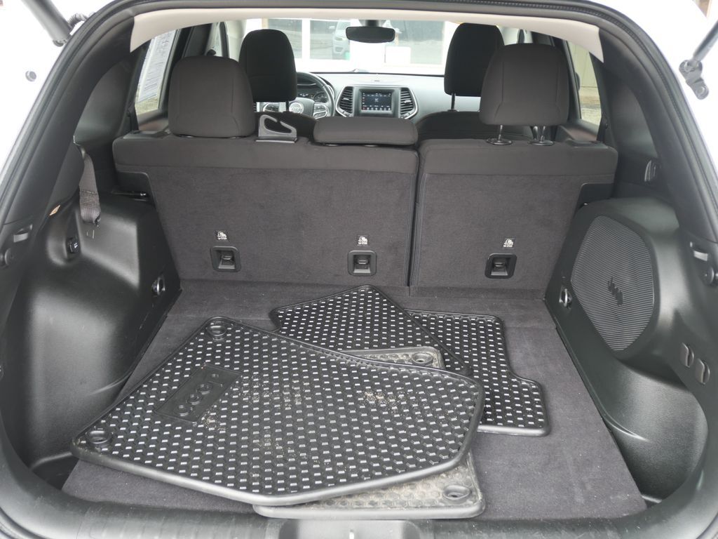 2019 Jeep Cherokee Latitude Mt Pleasant MI