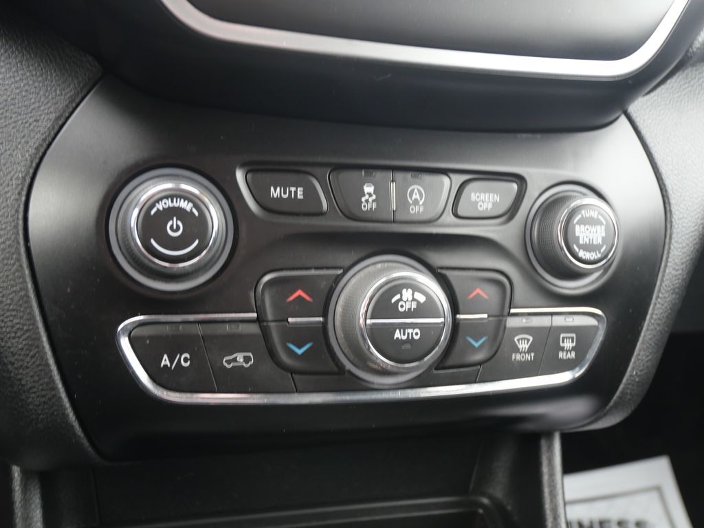 2019 Jeep Cherokee Latitude Mt Pleasant MI