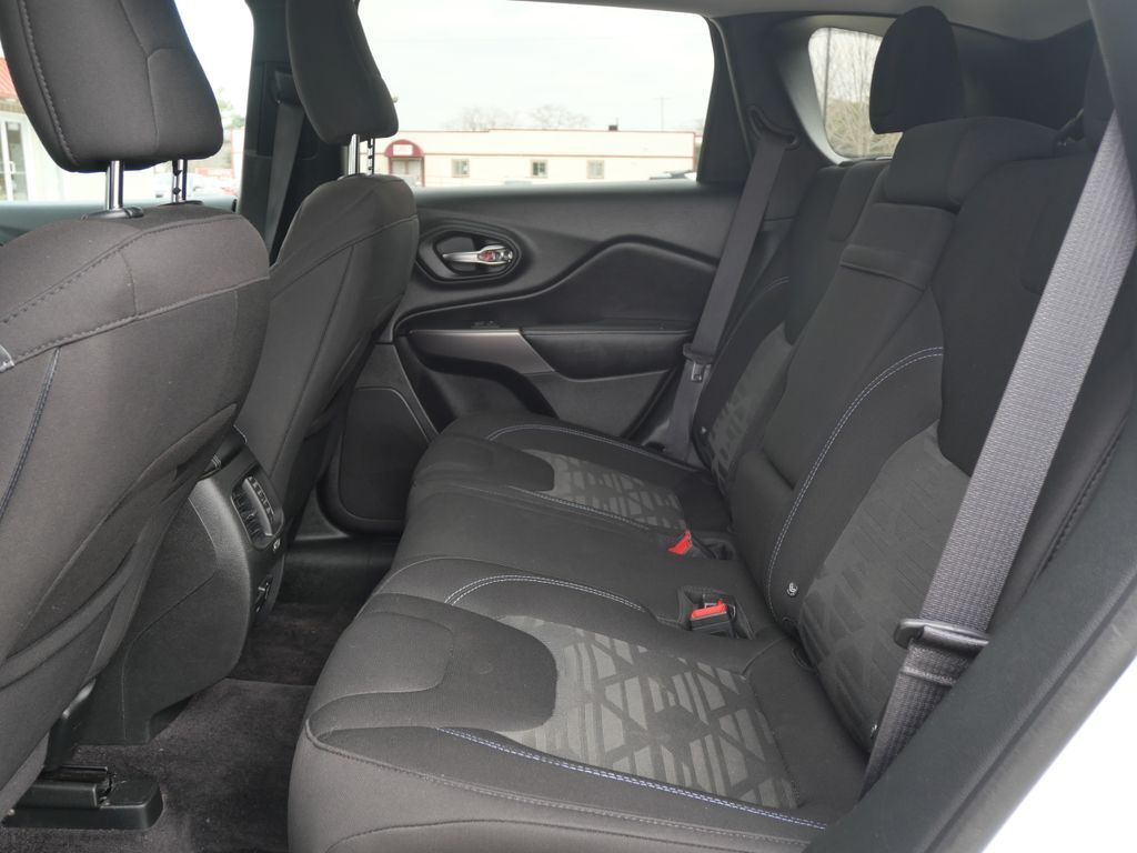 2019 Jeep Cherokee Latitude Mt Pleasant MI