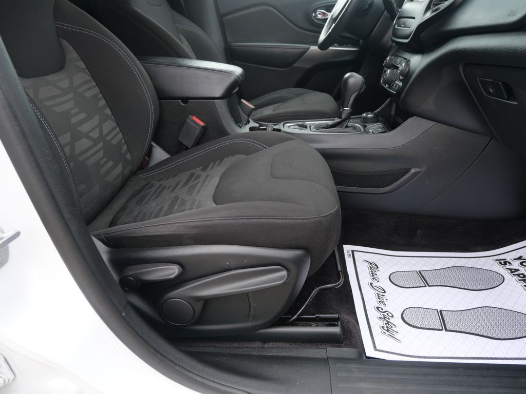 2019 Jeep Cherokee Latitude Mt Pleasant MI