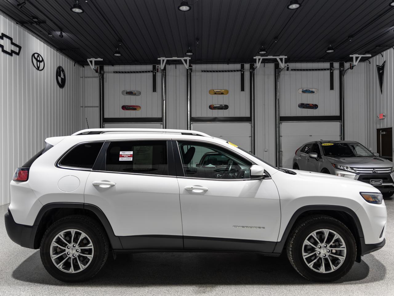 2019 Jeep Cherokee Latitude Plus 4WD Cranberry PA