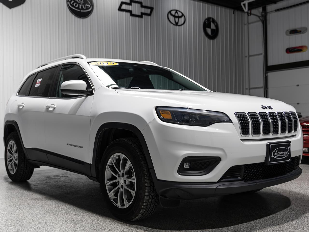 2019 Jeep Cherokee Latitude Plus 4WD Cranberry PA