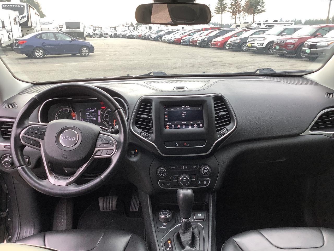 2019 Jeep Cherokee Latitude Plus 4x4 Hayden ID