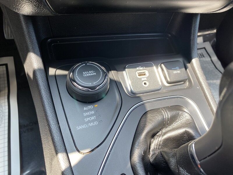 2019 Jeep Cherokee Latitude Plus Springfield PA