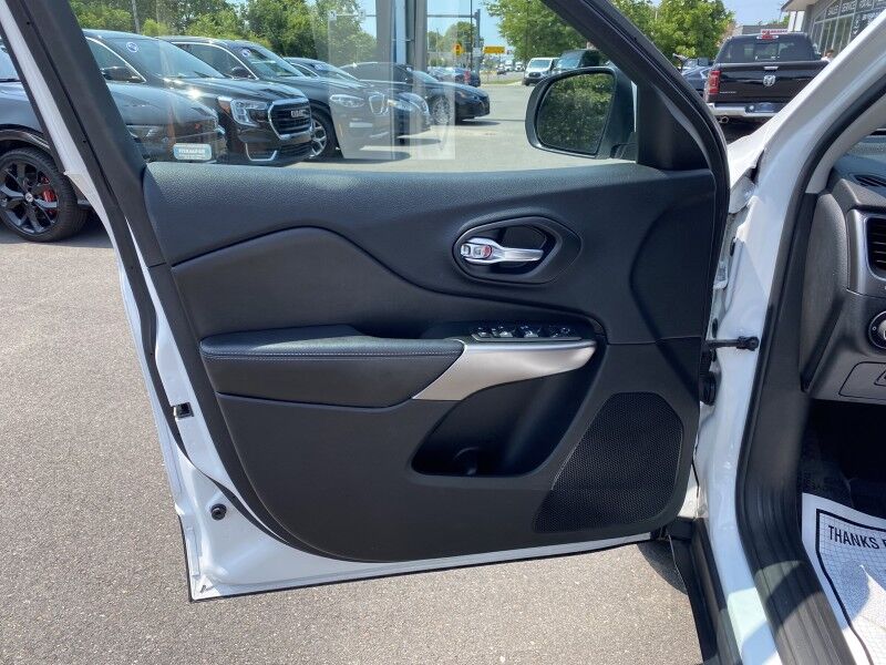 2019 Jeep Cherokee Latitude Plus Springfield PA
