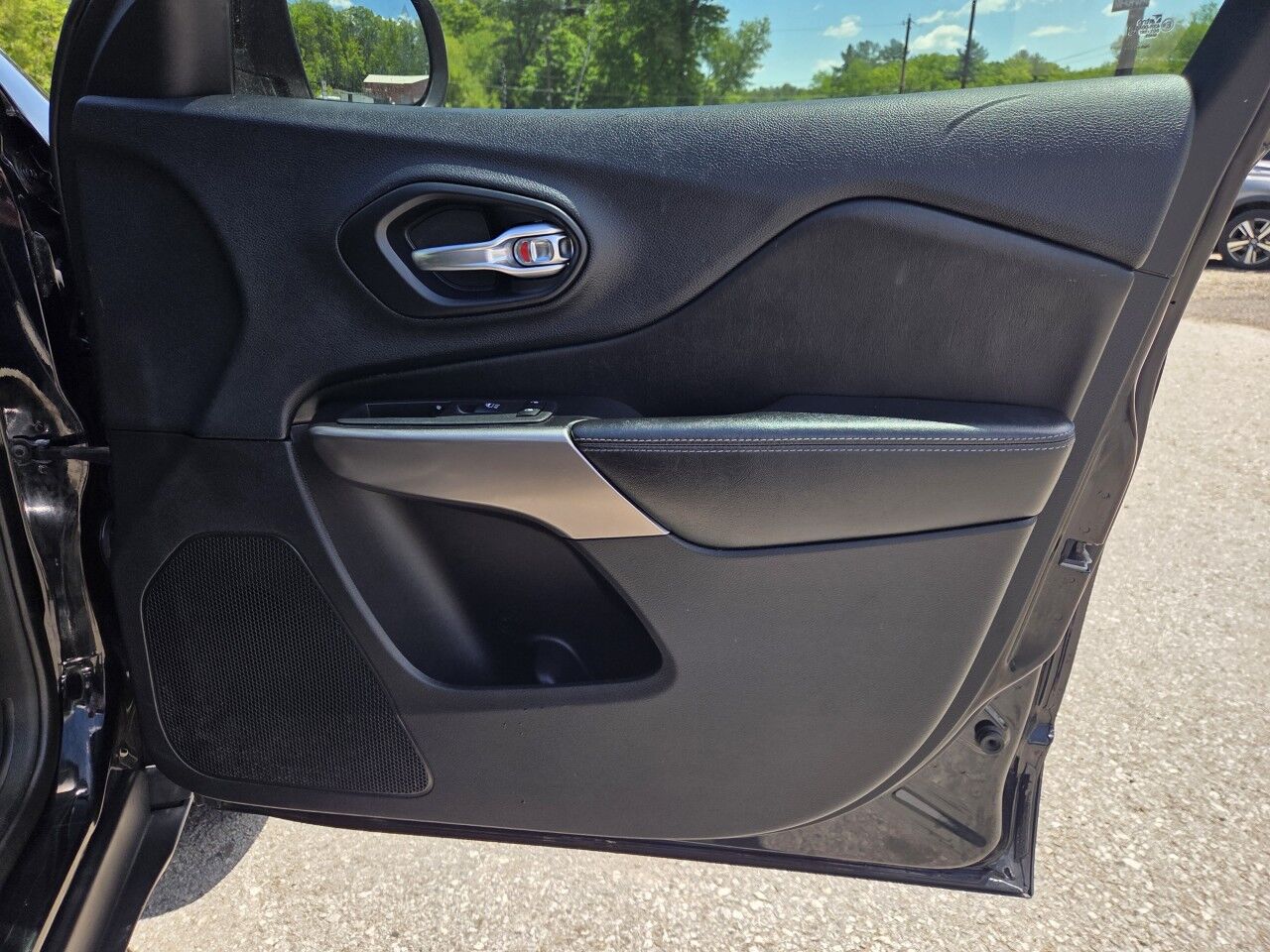 2019 Jeep Cherokee Latitude Plus Charlton MA
