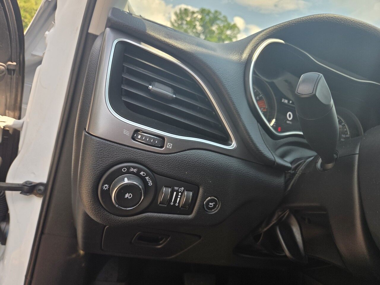 2019 Jeep Cherokee Latitude Plus Charlton MA