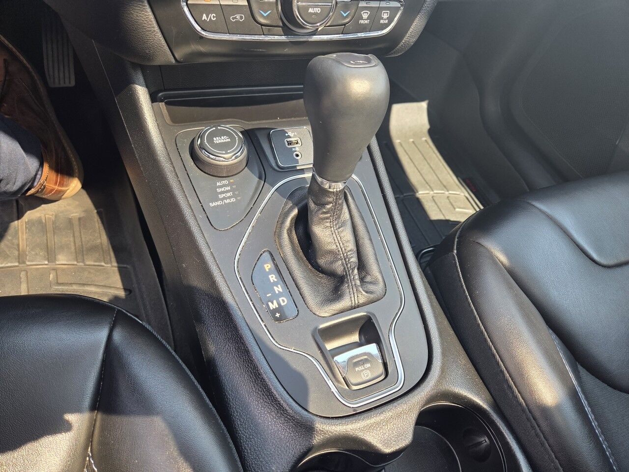 2019 Jeep Cherokee Latitude Plus Charlton MA