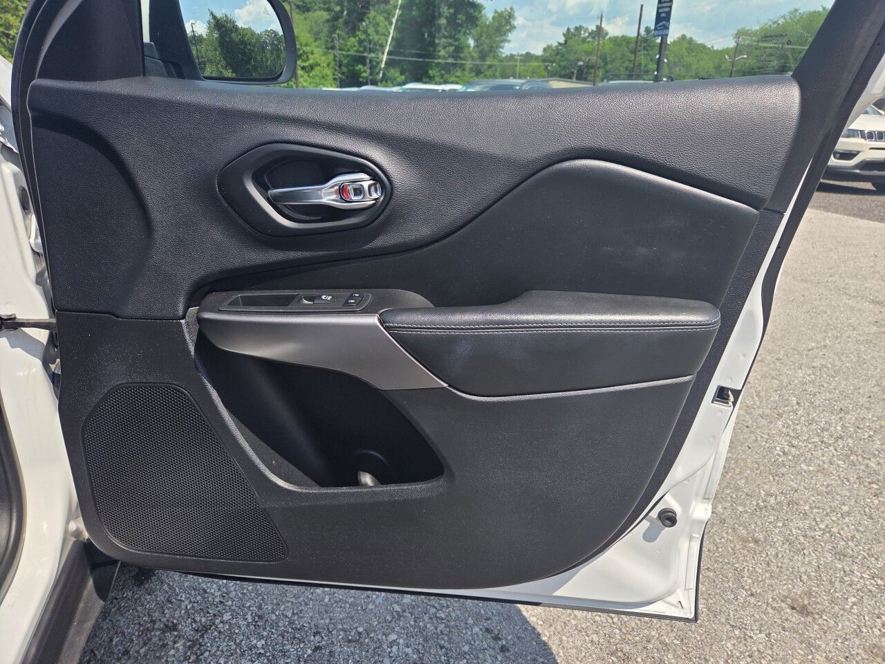 2019 Jeep Cherokee Latitude Plus Charlton MA