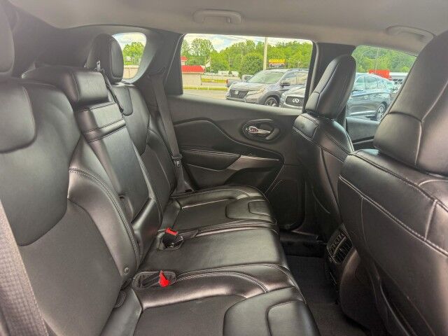 2019 Jeep Cherokee Latitude Plus Conover NC
