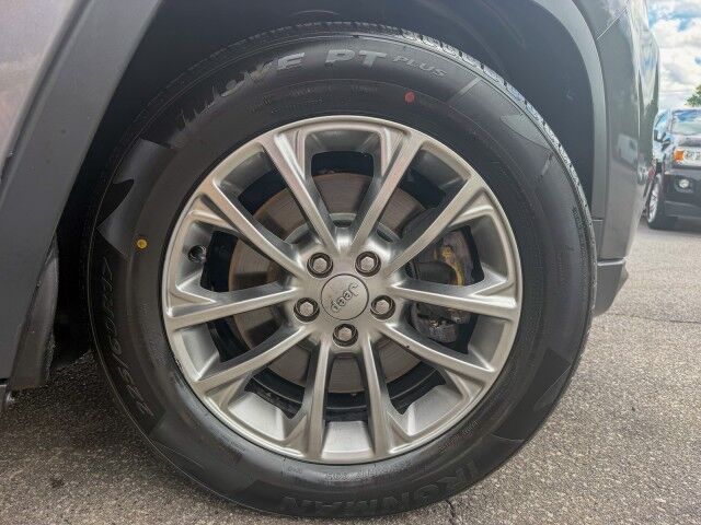 2019 Jeep Cherokee Latitude Plus Conover NC