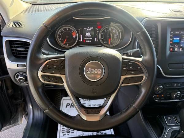 2019 Jeep Cherokee Latitude Plus FWD Mesa AZ