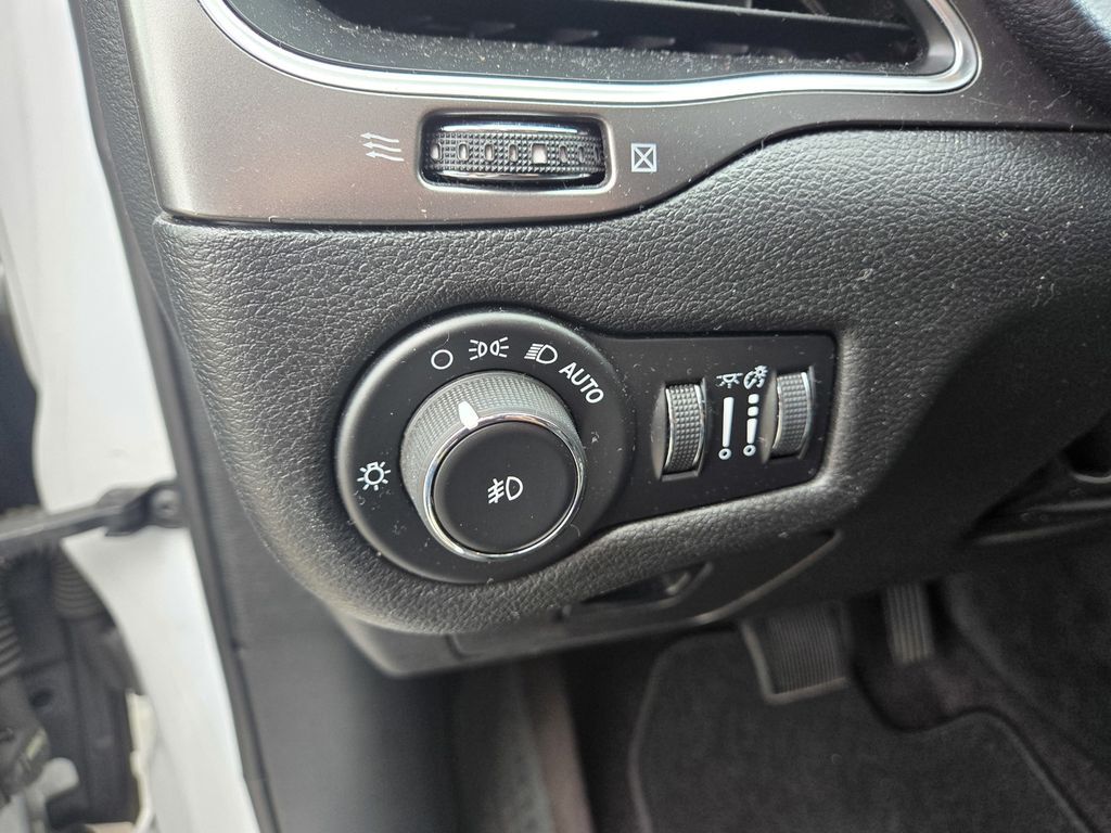 2019 Jeep Cherokee Latitude Plus Folsom CA