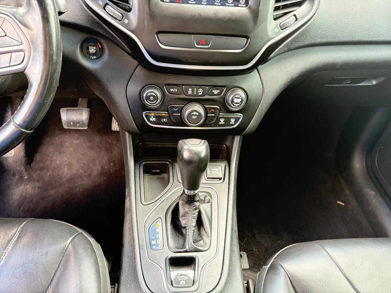 2019 Jeep Cherokee Latitude Plus New Braunfels TX