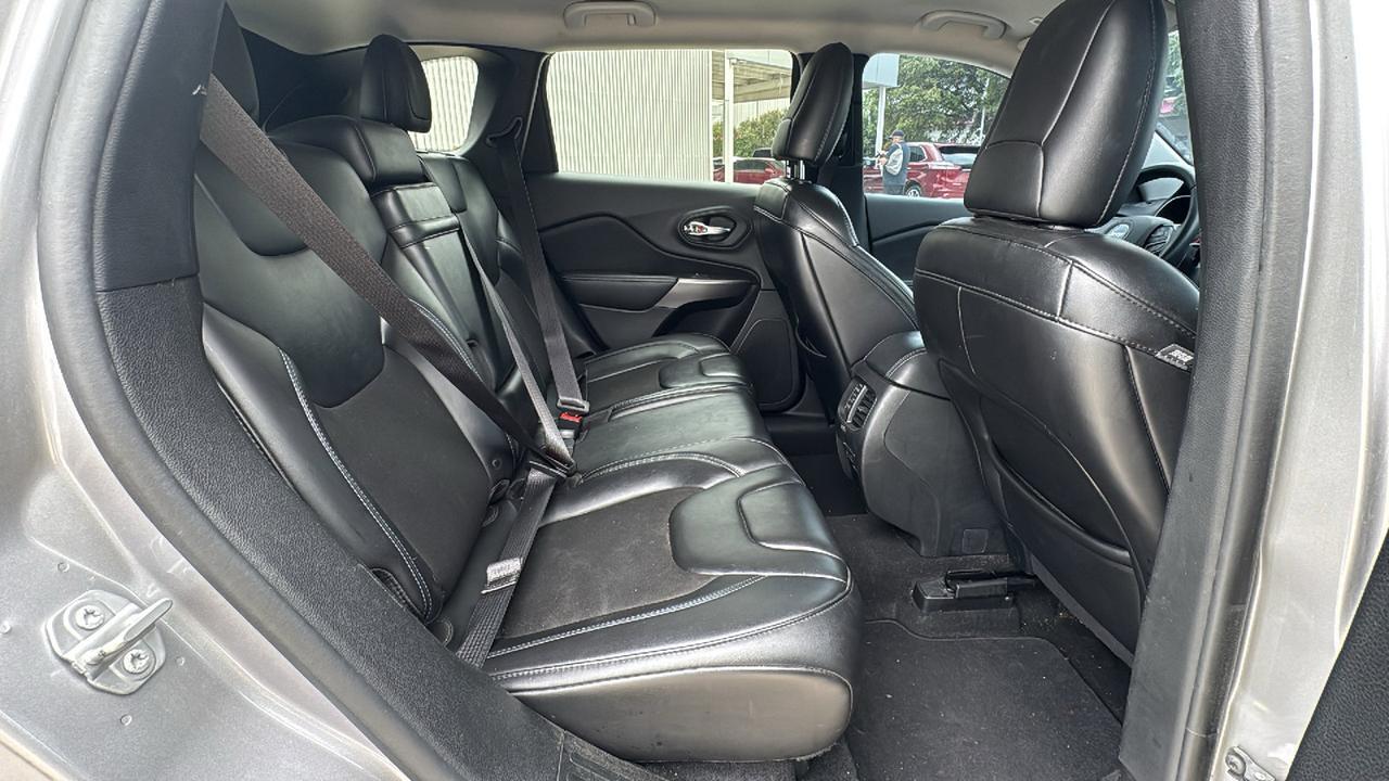 2019 Jeep Cherokee Latitude Plus  Selma TX