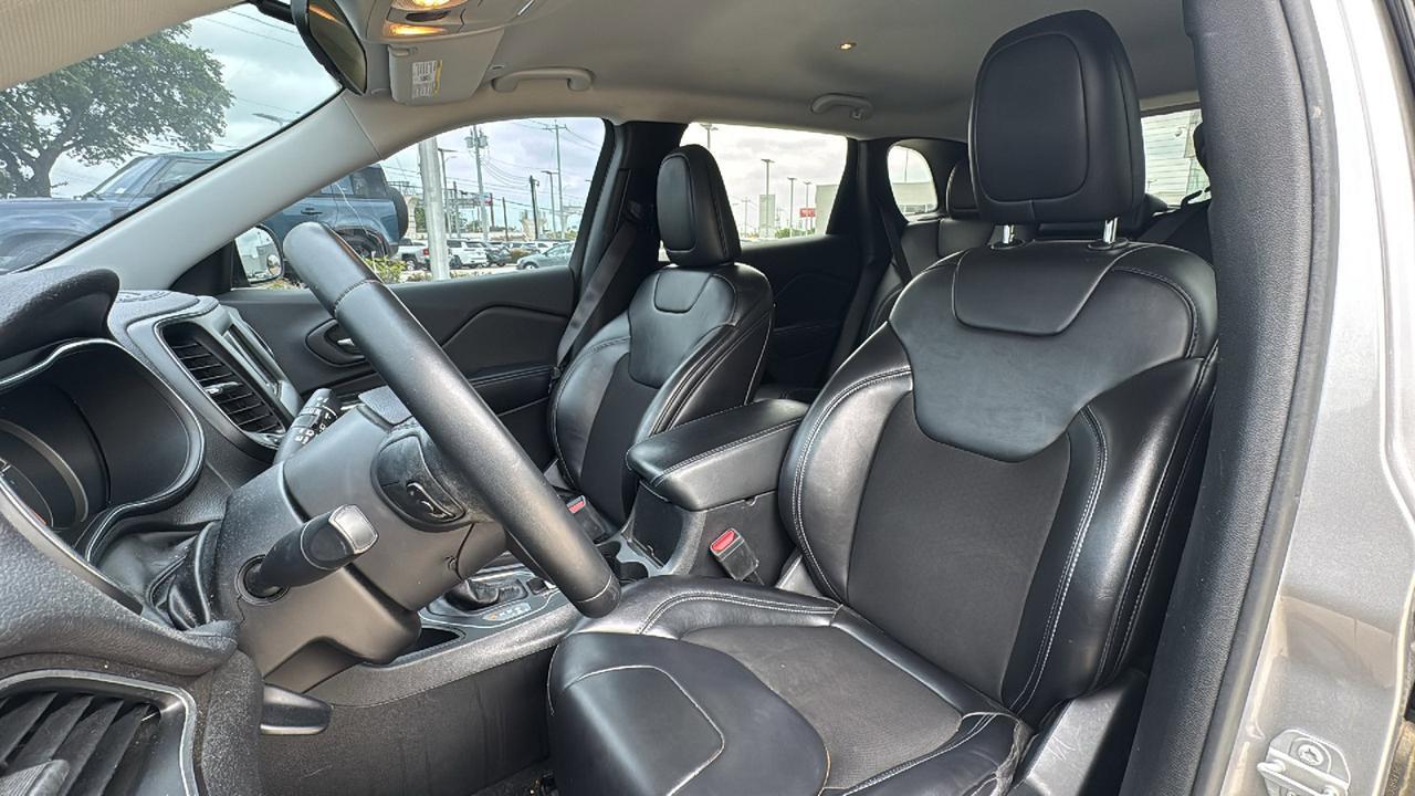 2019 Jeep Cherokee Latitude Plus  Selma TX