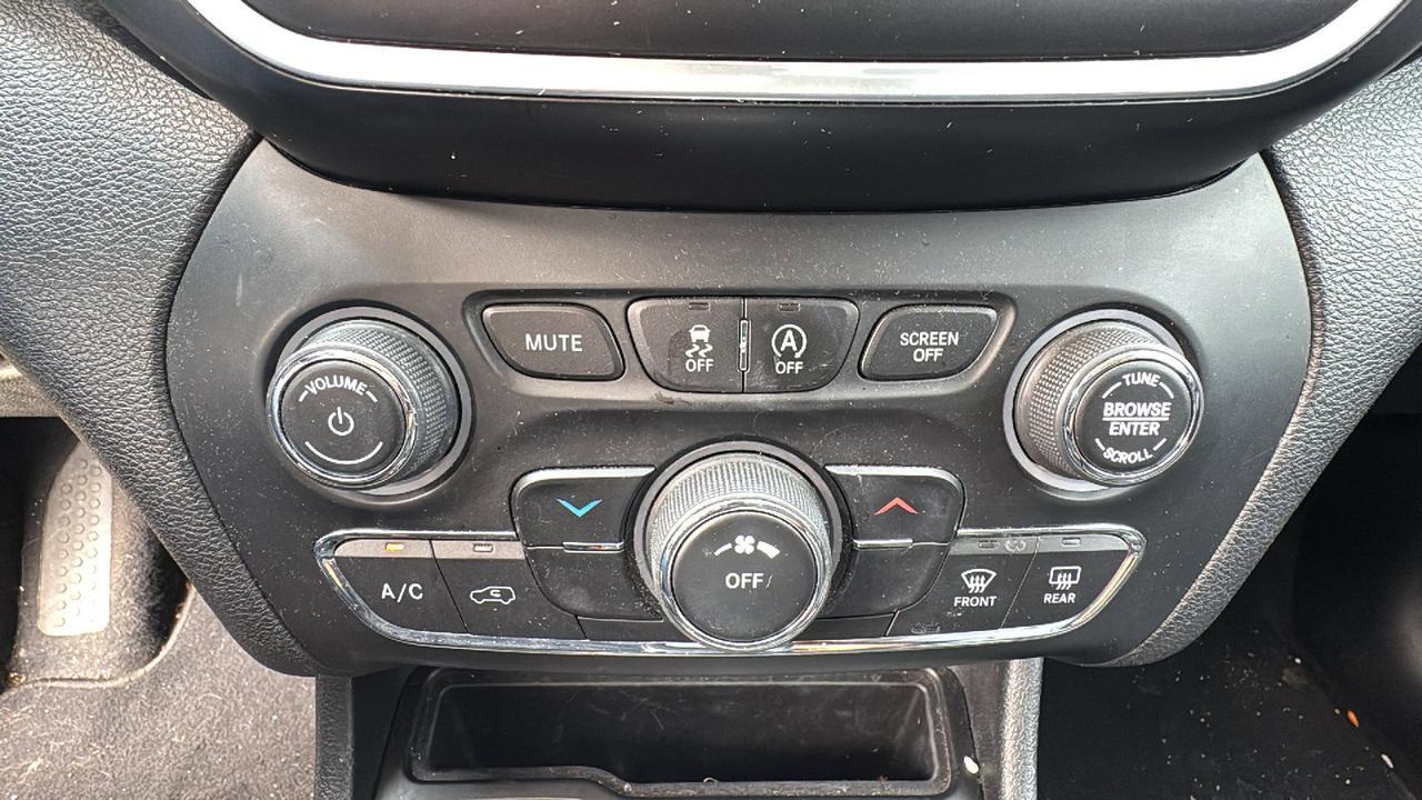 2019 Jeep Cherokee Latitude Plus  Selma TX