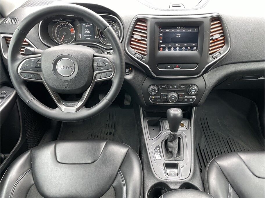 2019 Jeep Cherokee Latitude Plus Sport Utility 4D Port Orchard WA