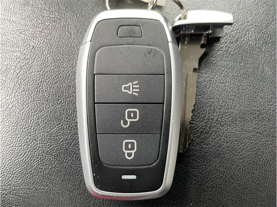 2019 Jeep Cherokee Latitude Plus Sport Utility 4D Port Orchard WA