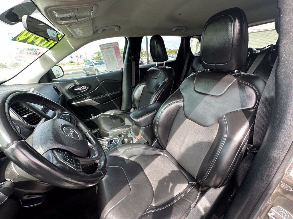 2019 Jeep Cherokee Latitude Plus