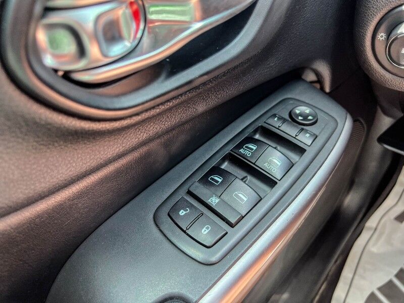 2019 Jeep Cherokee Latitude Plus Wilmington NC