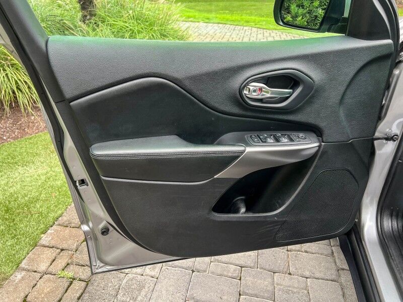 2019 Jeep Cherokee Latitude Plus Wilmington NC
