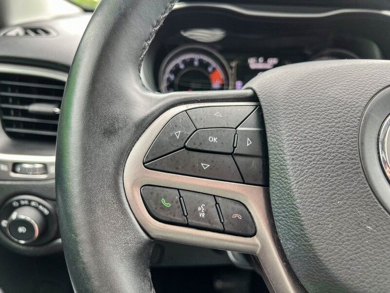 2019 Jeep Cherokee Latitude Plus Wilmington NC
