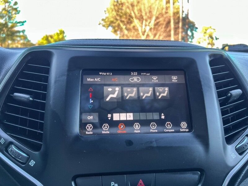 2019 Jeep Cherokee Latitude Plus Wilmington NC