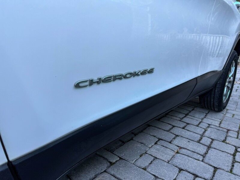 2019 Jeep Cherokee Latitude Plus Wilmington NC