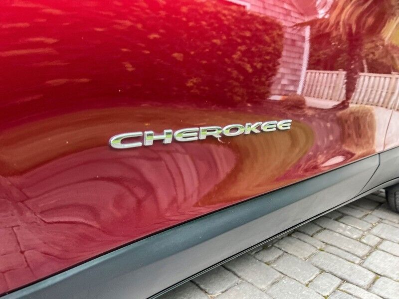 2019 Jeep Cherokee Latitude Wilmington NC