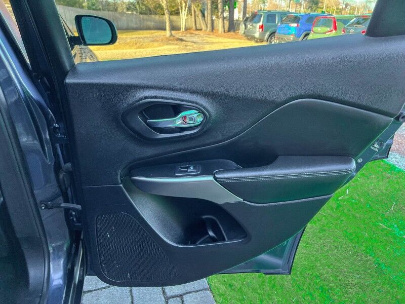 2019 Jeep Cherokee Latitude Wilmington NC