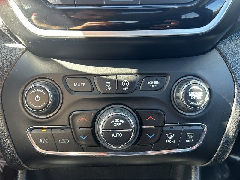2019 Jeep Cherokee Limited - 1 OWNER - WELL MAINTAINED - LEATHER - SUNROOF Webster MA
