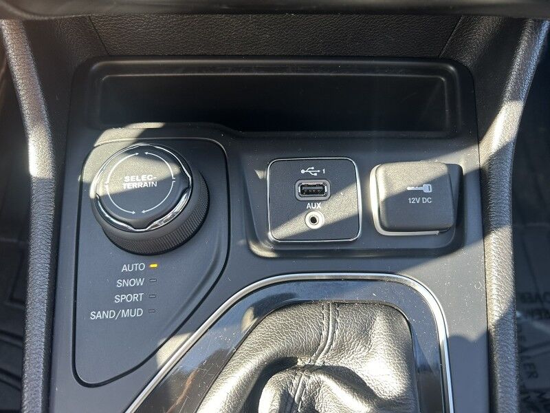 2019 Jeep Cherokee Limited - 1 OWNER - WELL MAINTAINED - LEATHER - SUNROOF Webster MA